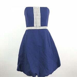 Lilly Pulitzer Regency Bubble Dress In Navy Size-0
Gold Embroidered Detail-EUC